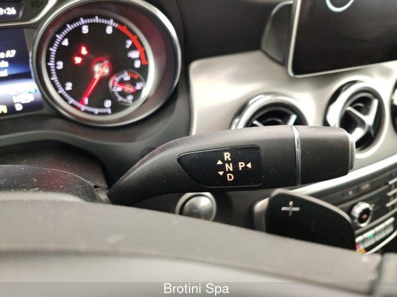 Mercedes-Benz GLA GLA 180 Automatic Sport