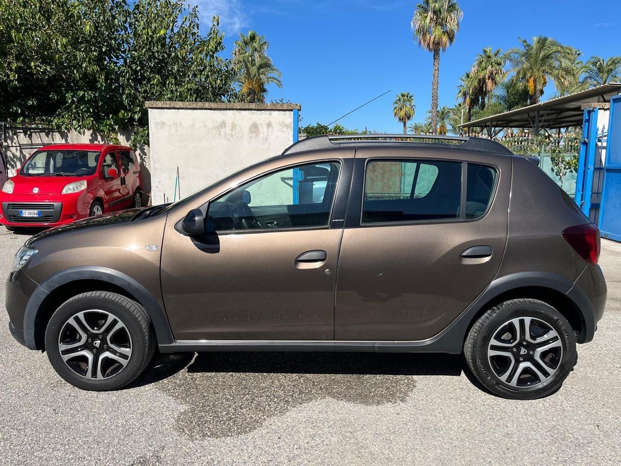 Dacia sandero StepWay-900 tce/gpl-2018
