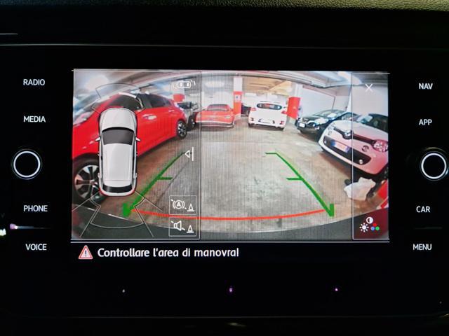 VOLKSWAGEN T-Roc 2000 TDI CV.150 S-TRONIC R LINE TETTO+18'+RADAR