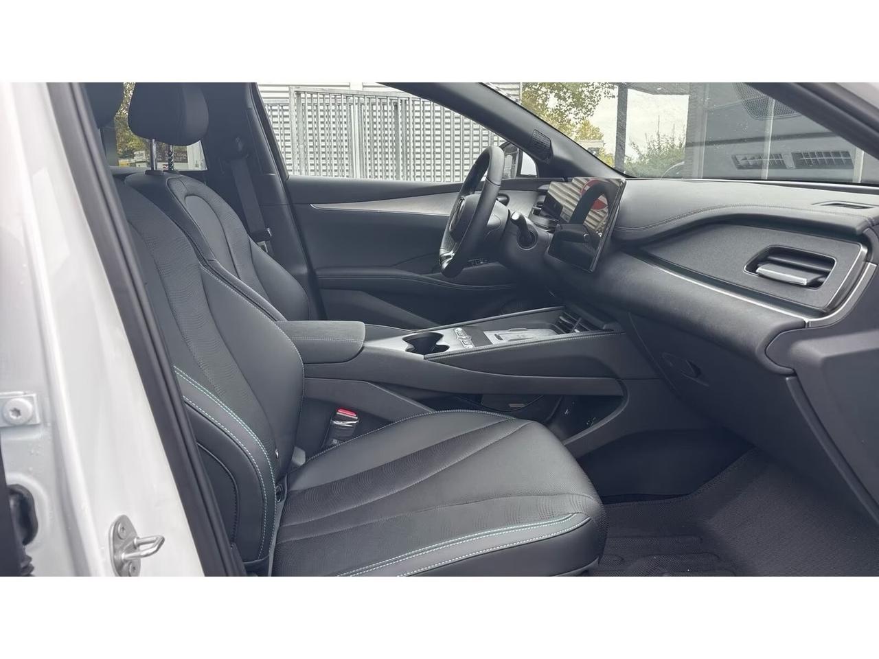 Byd Seal bianco