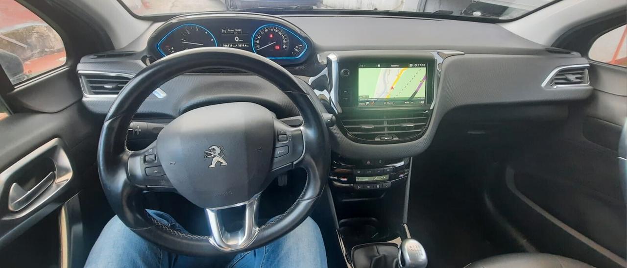 Peugeot 2008 1.6 BlueHDi 120 cv Allure