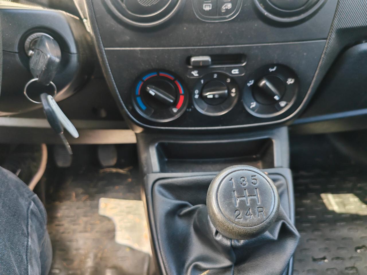 Fiat Fiorino 1.3 MJT 75CV incidentato