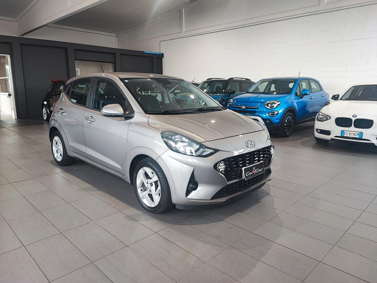 Hyundai i10 1.0 Prime • Navi 8” • CarPlay • Cerchi 16” • LED