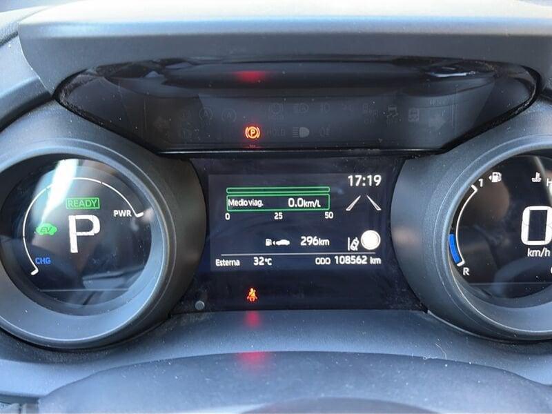 Toyota Yaris Hybrid Trend MY22
