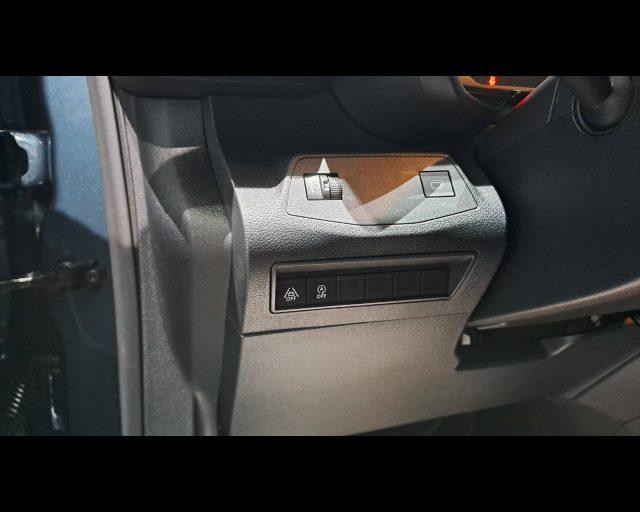 FIAT Doblo Passo Lungo 1.5 d 130cv auto