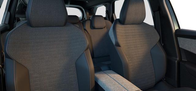 PEUGEOT 5008 Hybrid 145 e-DCS6 ALLURE+GT