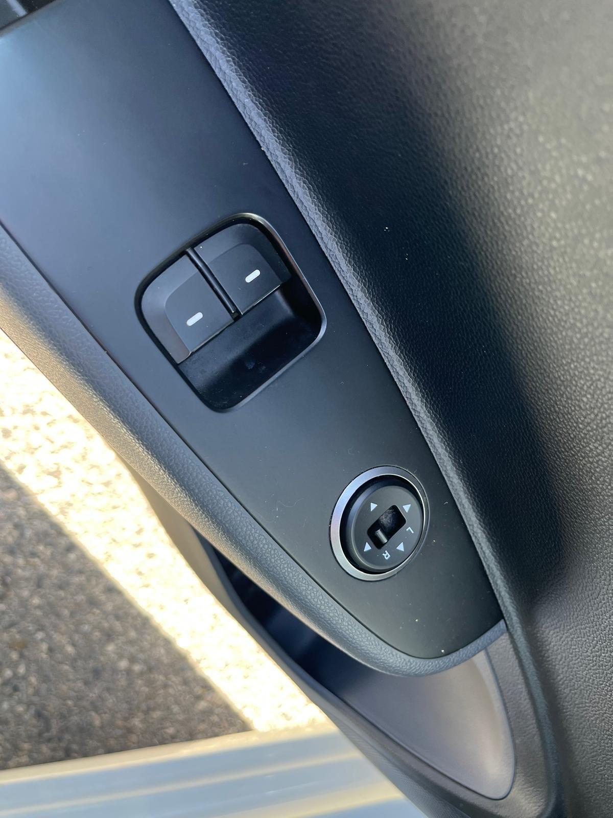 Hyundai i10-1.0 benzina - full-2018