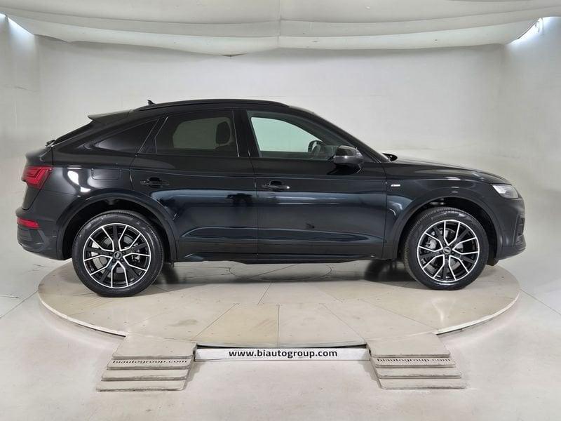 Audi Q5 II 2025 Sportback Sportback 2.0 tdi mhev+ S line edition quattro