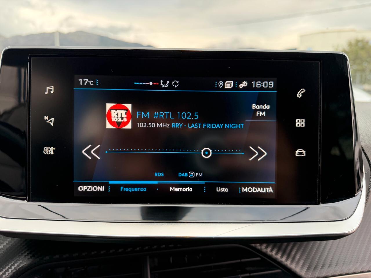 Peugeot 208 BlueHDi 100 Stop&Start 5 porte Allure