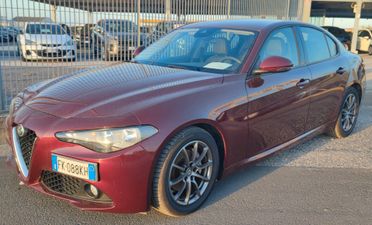 Alfa Romeo Giulia 2.2 Turbodiesel 150 CV Super