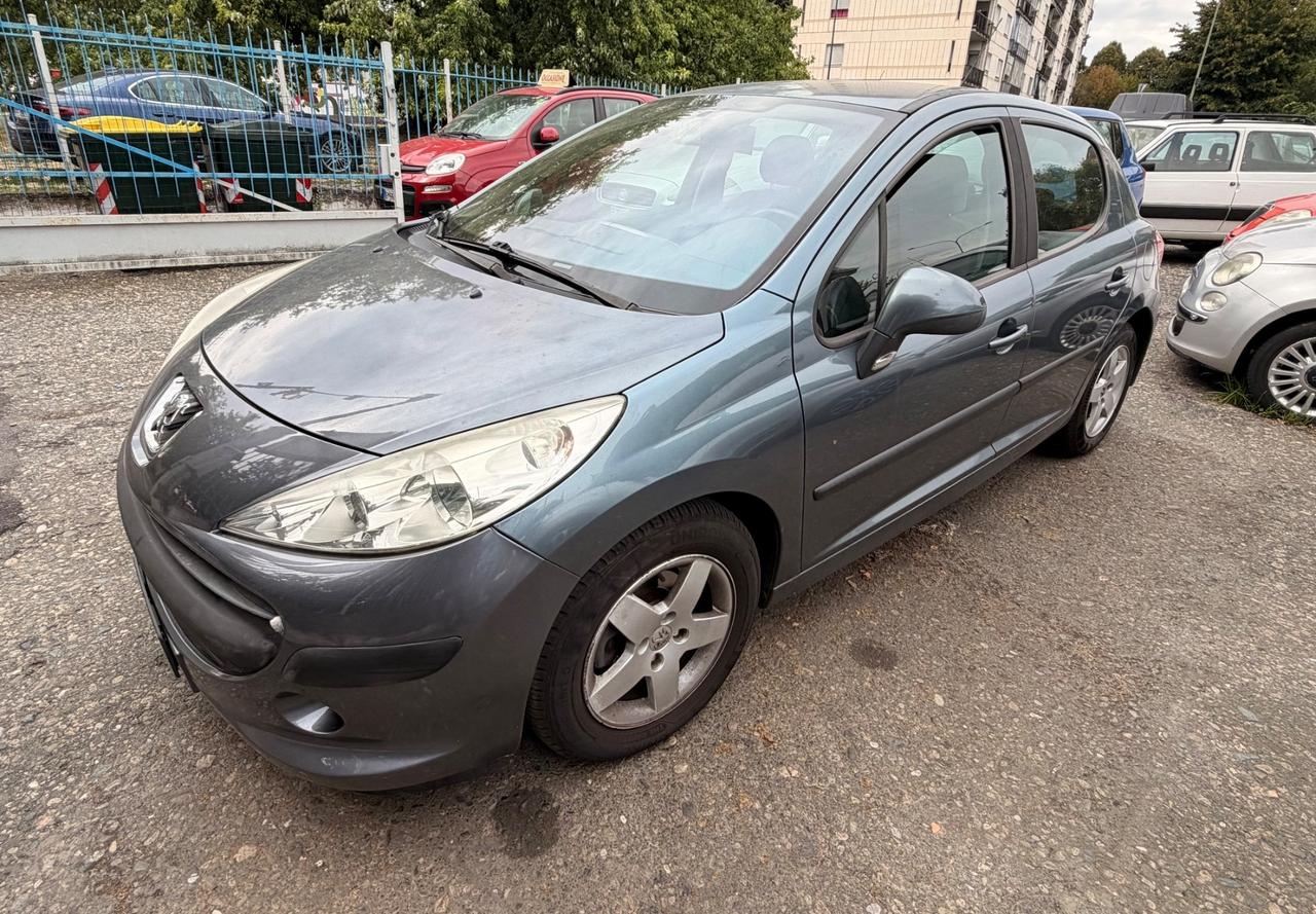 Peugeot 207 1.4 HDi 70CV 5p. X Line