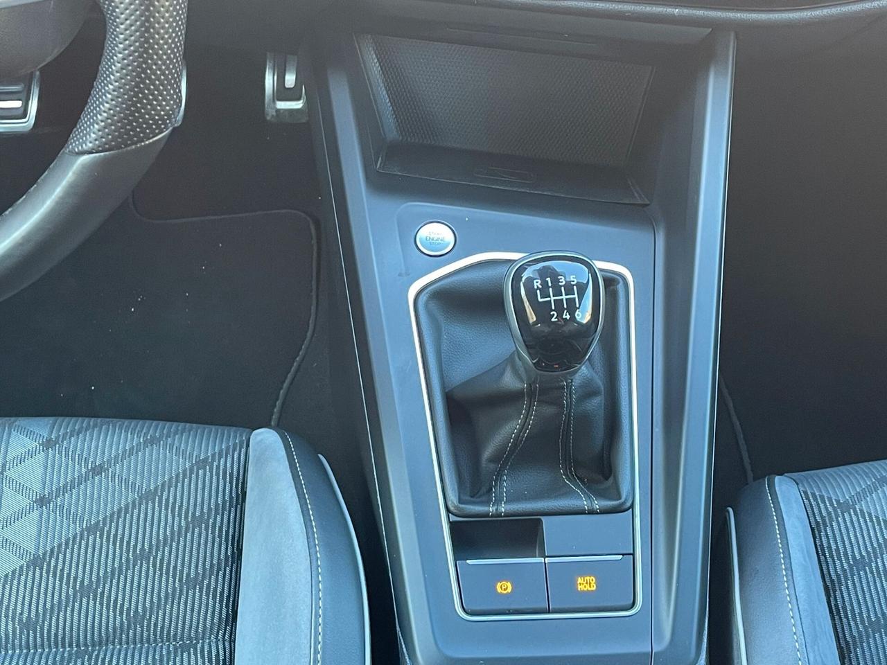 Volkswagen Golf 1.5 TSI EVO ACT R-Line