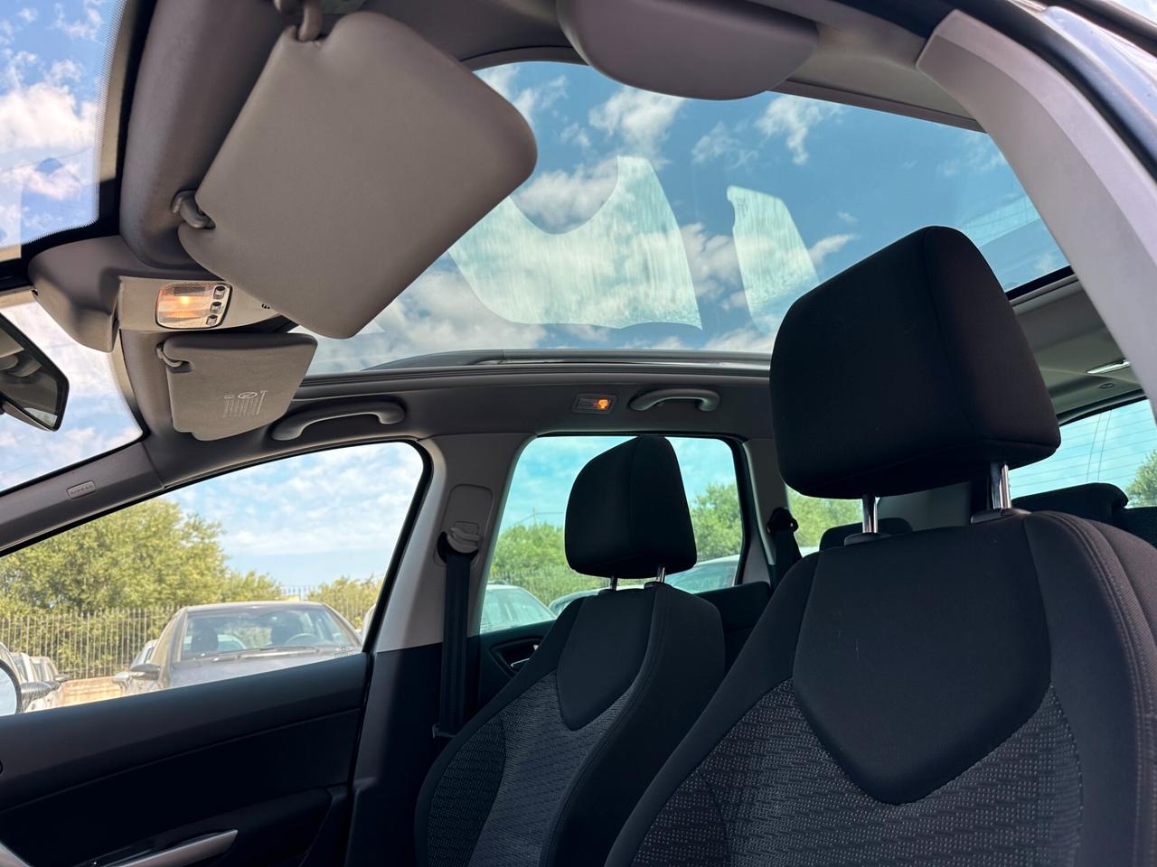 Peugeot 308 1.6 HDi 110CV SW Ciel Garantita