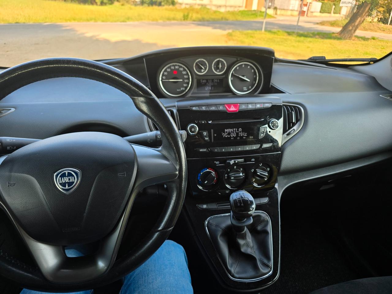 Lancia Ypsilon 1.2 69 CV 5 porte S&S Bi Color