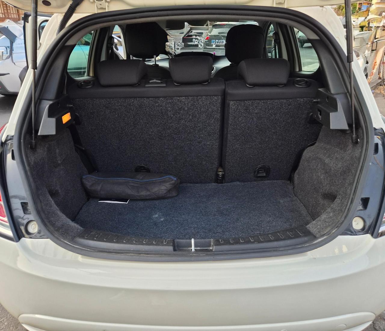 Lancia Ypsilon 1.2 69 CV 5 porte GPL Ecochic Gold
