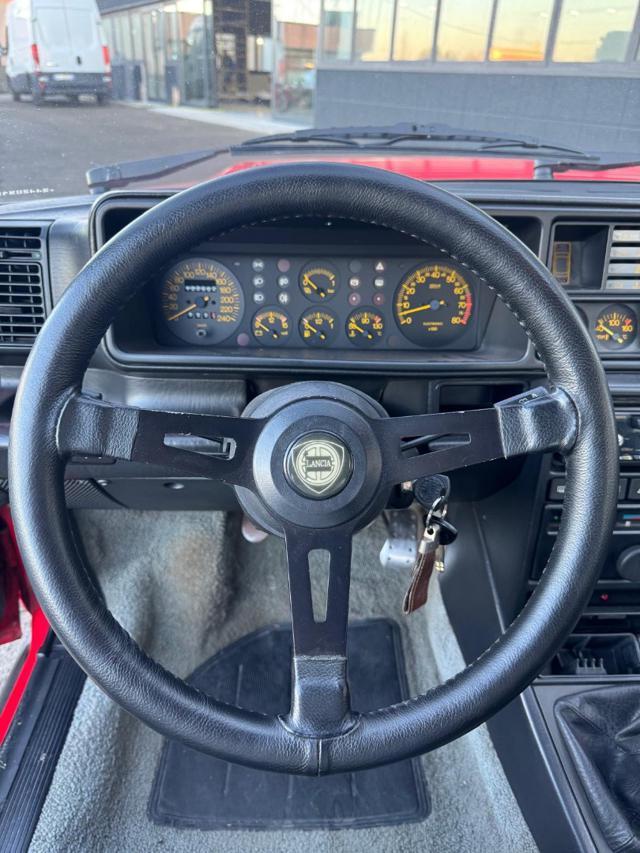 LANCIA Delta 2.0i.e. turbo 8V HF integrale