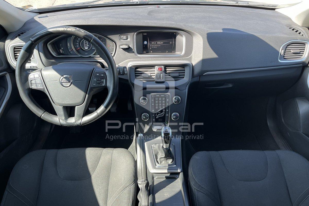 VOLVO V40 D2 Kinetic