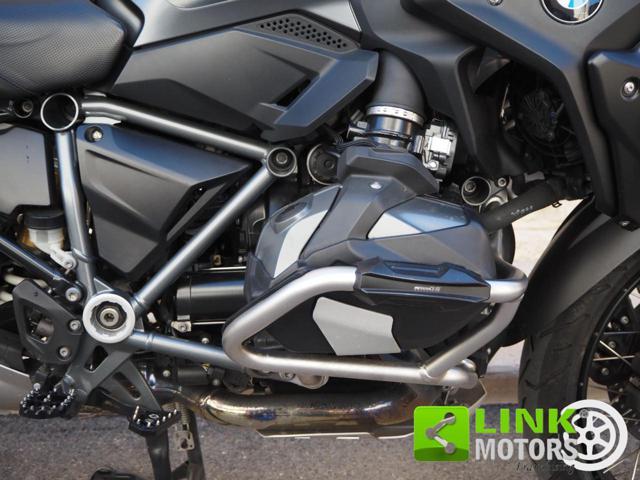 BMW R 1250 GS TRIPLE BLACK