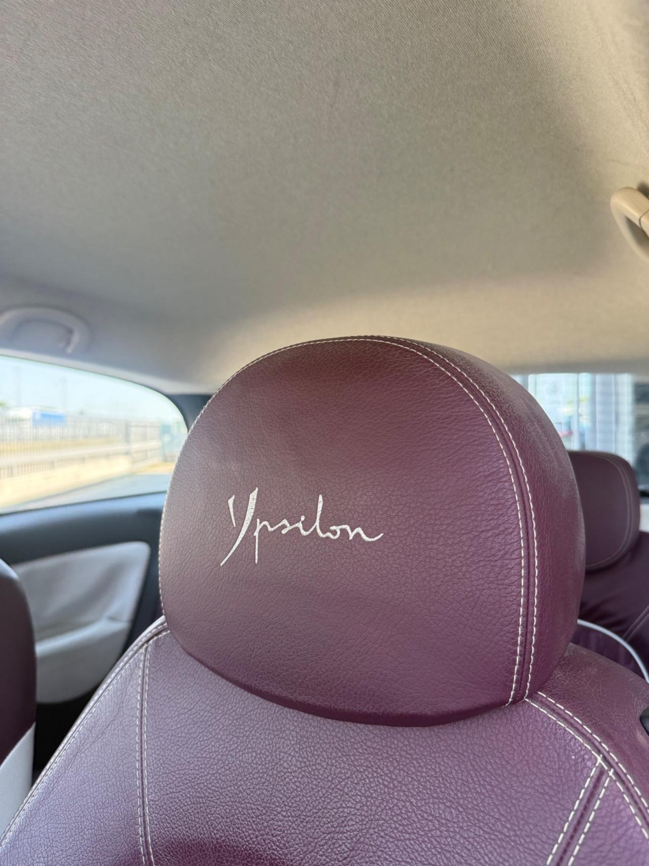Lancia Ypsilon 1.2 Elle