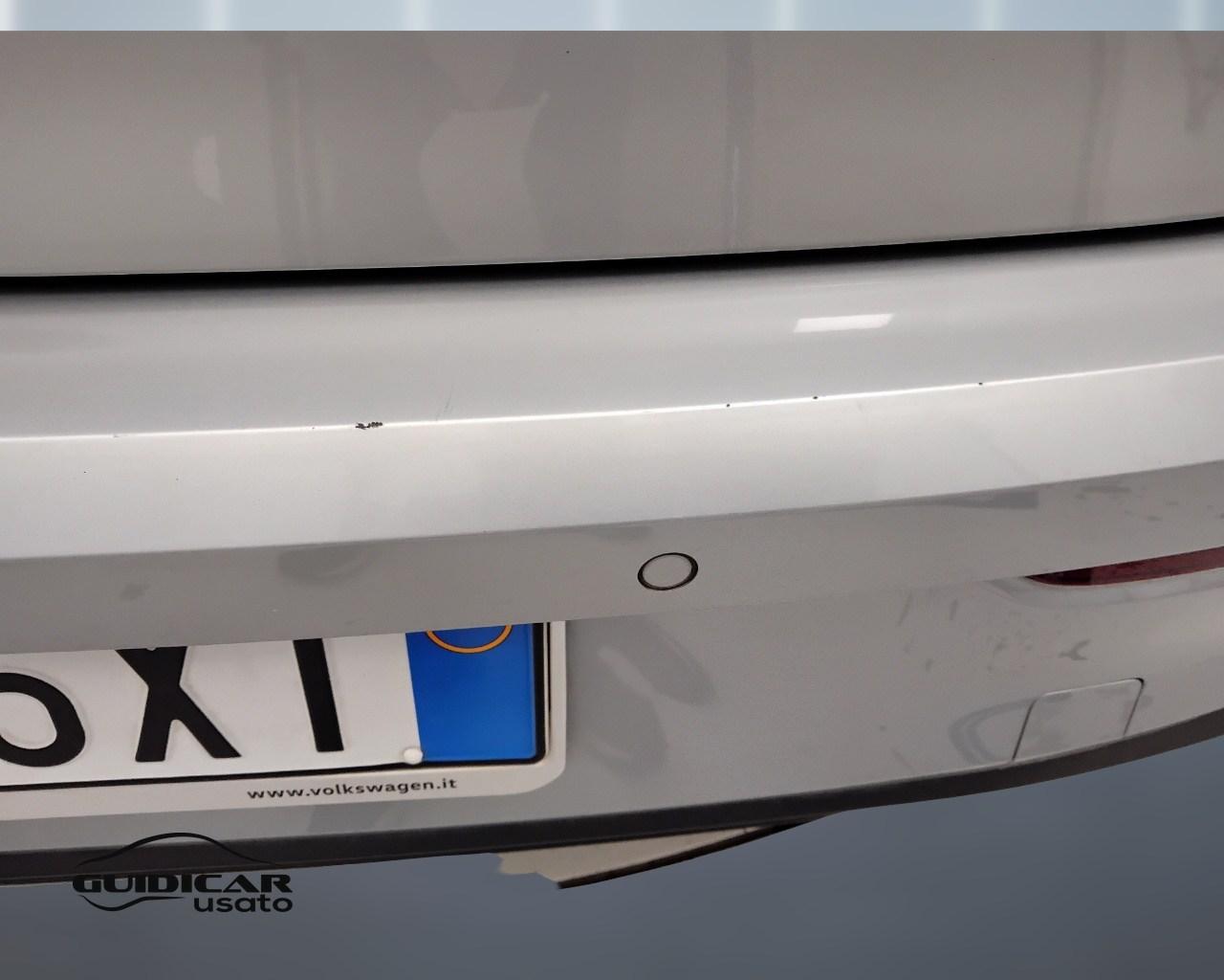 VOLKSWAGEN Golf VIII 2024 - Golf 2.0 tdi Life 115cv