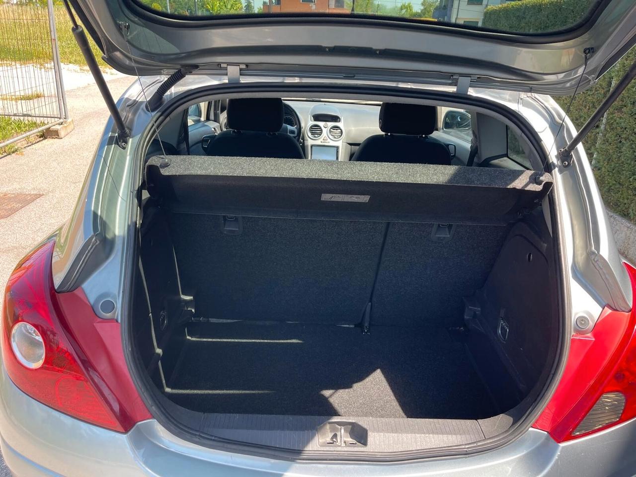 Opel Corsa 1.2 85CV 3 porte GPL-TECH Elective
