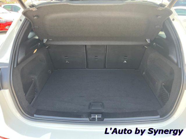 MERCEDES-BENZ B 180 d Automatic Premium