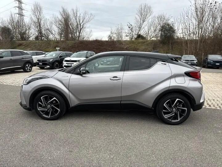 Toyota C-HR 2.0 Hybrid E-CVT STYLE