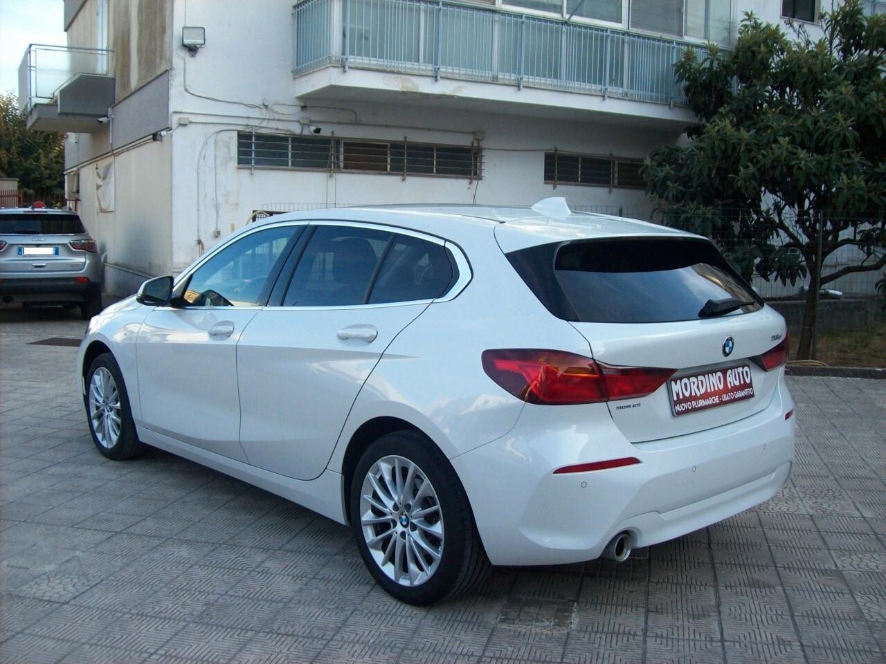 Bmw 116d 5p Steptronic Business Advantage