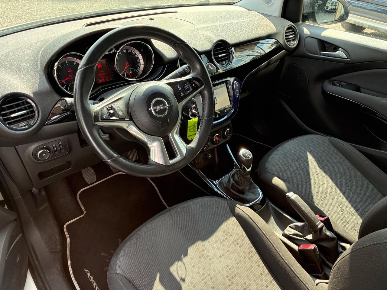 Opel Adam 1.2 69 cv Glam