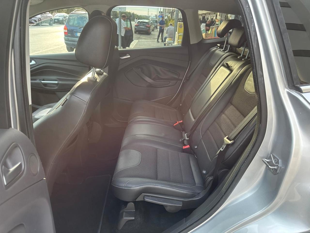 Ford Kuga 2.0 TDCI 120 CV S&S 2WD Titanium