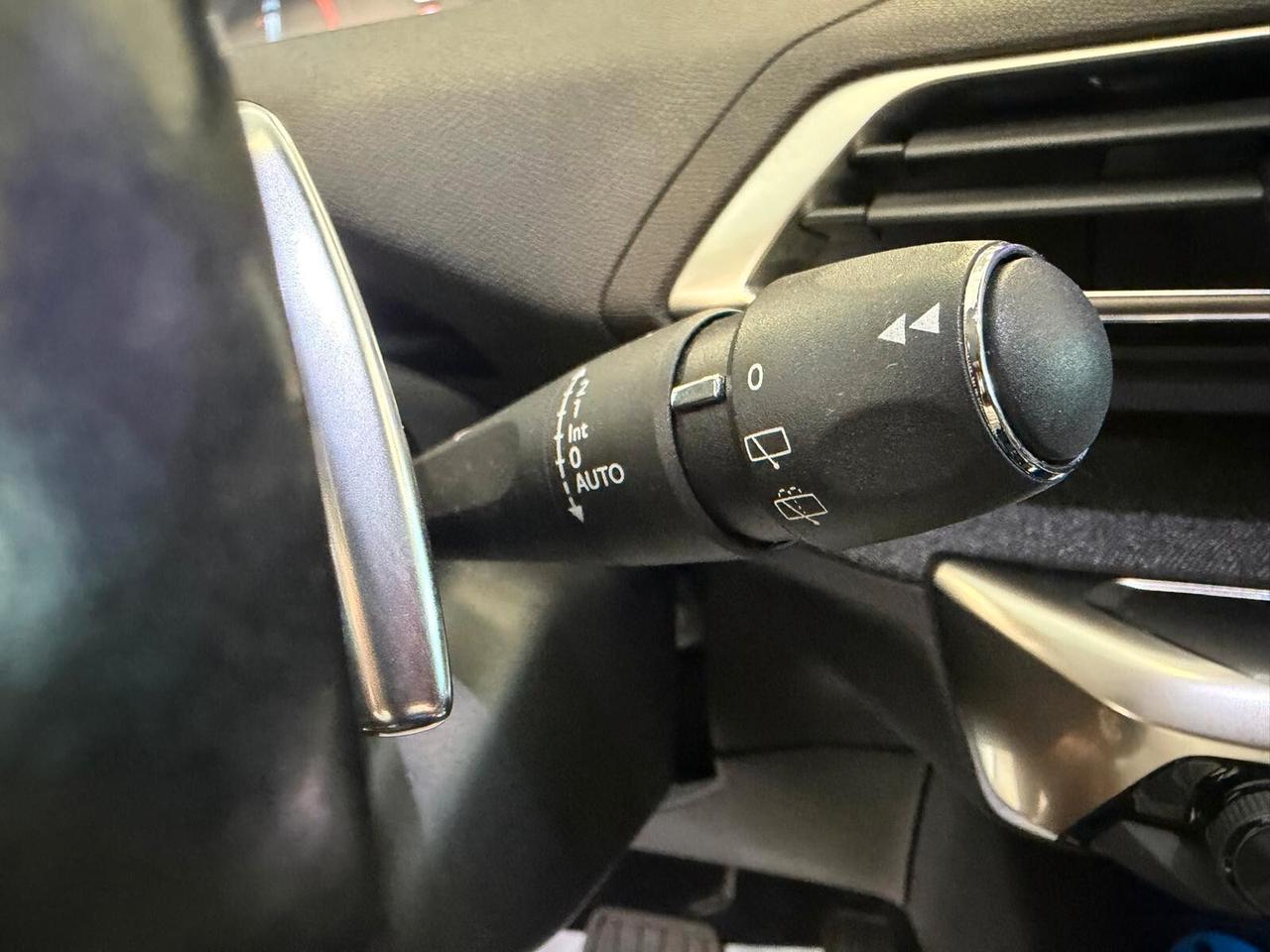 Peugeot 3008 1.2 PURETECH TURBO 130CV EAT6 ALLURE 2018