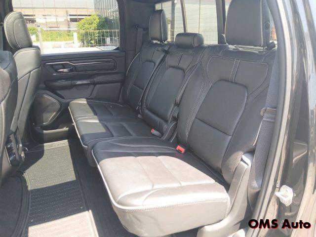 DODGE RAM 1500 5.7 GPL V8 Limited Night - N1