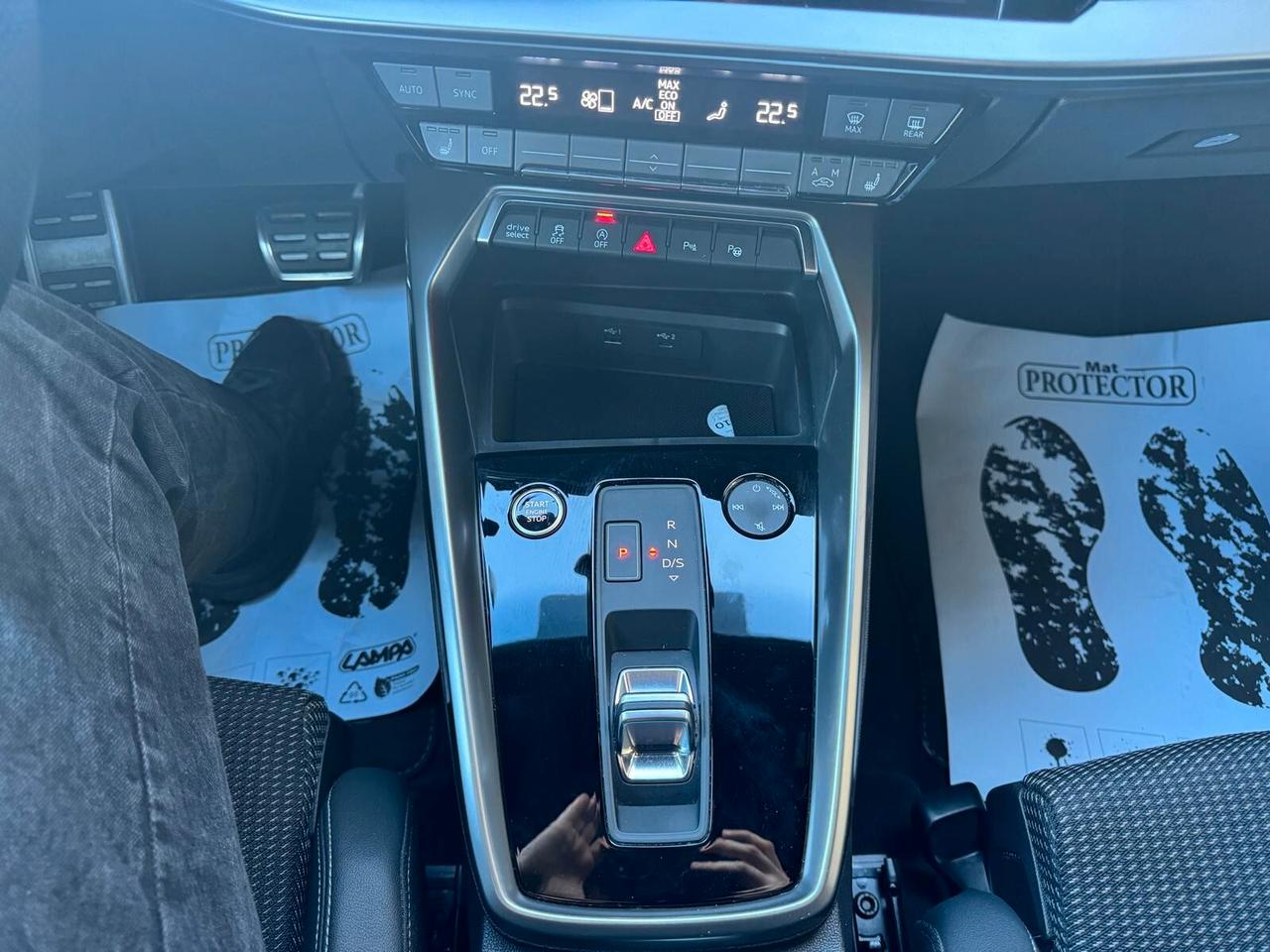 Audi A3 SPB 35 TDI S tronic S-LINE