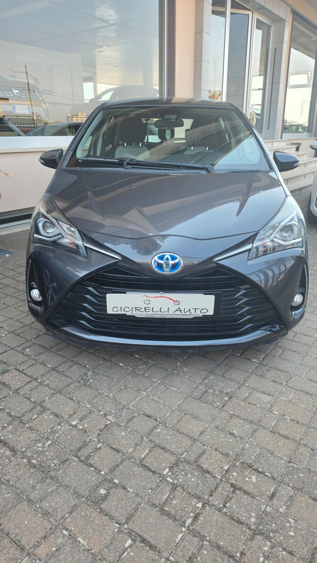 Toyota Yaris 1.5 Hybrid 5 porte Active