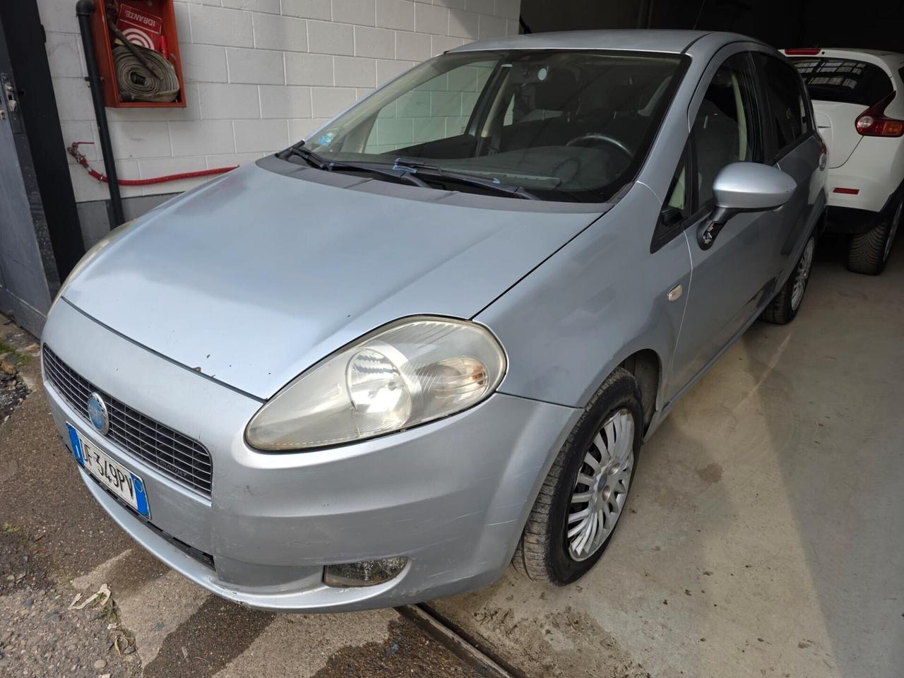 Fiat Grande Punto 1.3 MJT 75 CV 5 porte Dynamic