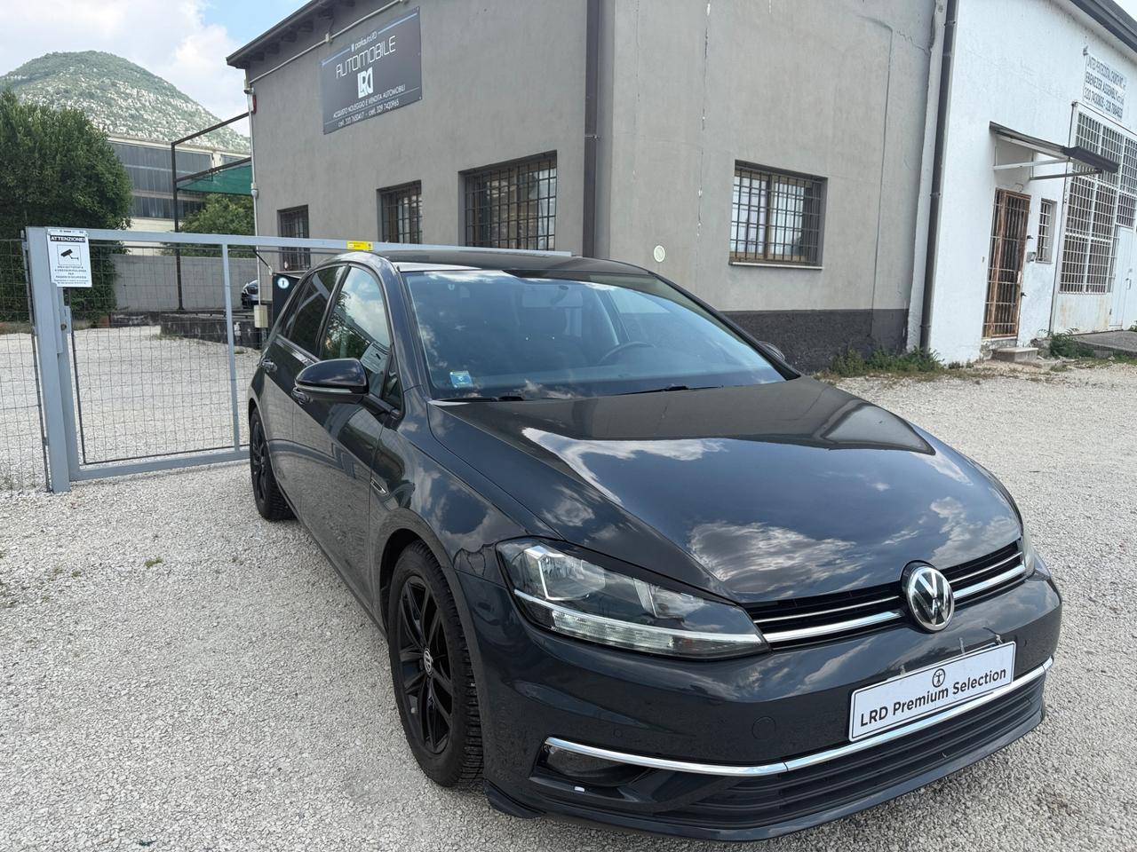 Volkswagen Golf 7 1.6 tdi Executive BLUEMOTION 115cv 5p alest. R-line