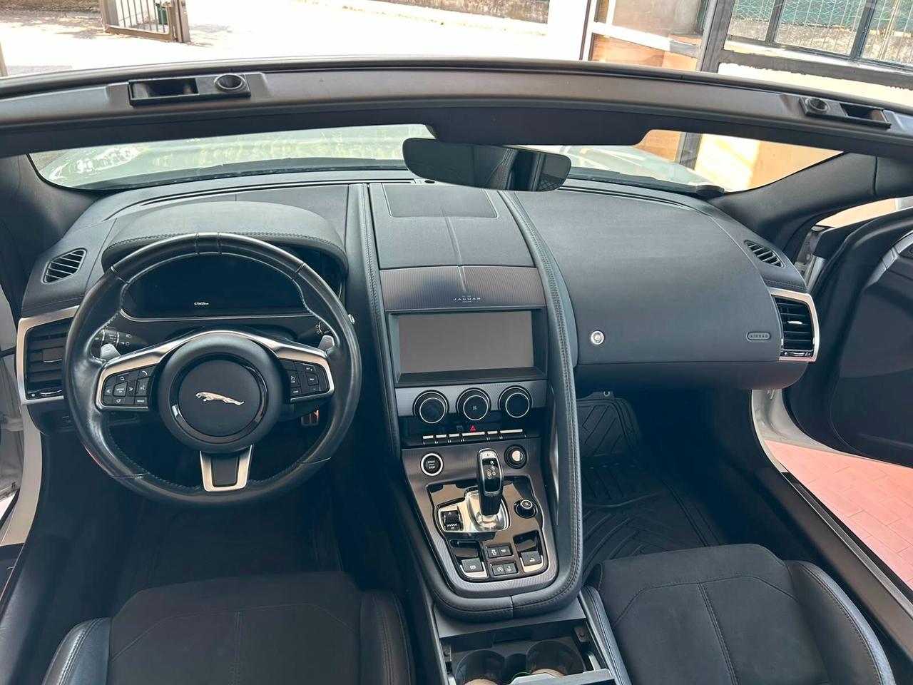 Jaguar F-Type 2.0 aut. Convertibile R-Dynamic 2021