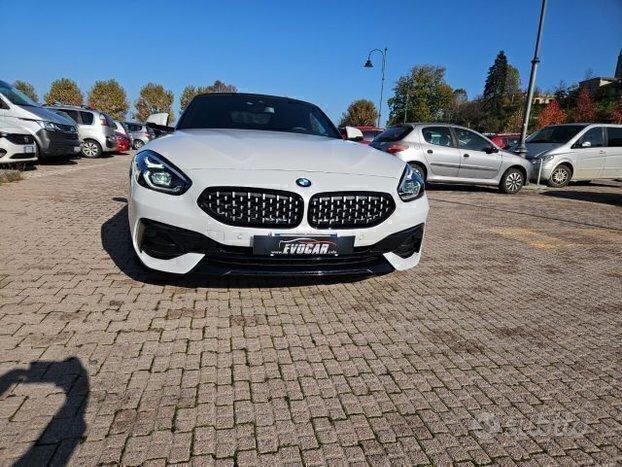 Bmw Z4 20i cc2000 cv 198 km 18000 pari al nuovo iva esposta