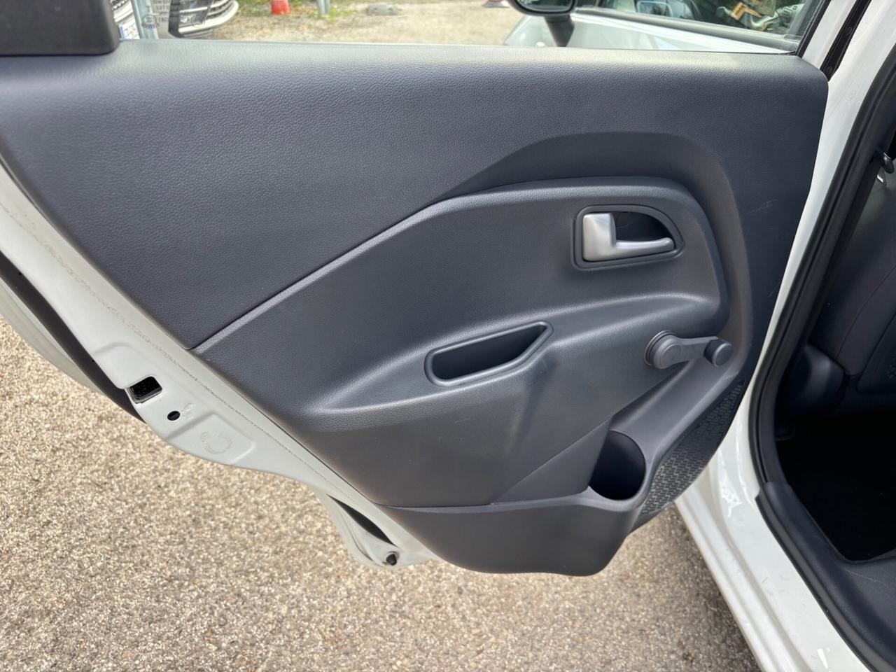 Kia Rio 1.1 CRDi 5p. Cool OK NEOPATENTATI