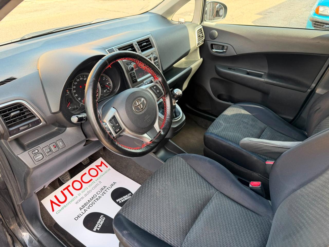 Toyota Verso-S 1.3 MT Style
