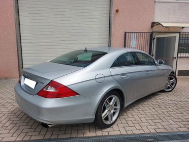 Mercedes-Benz CLS 350 V6 272CV SPORT AMG NAVY TEL.!!!!