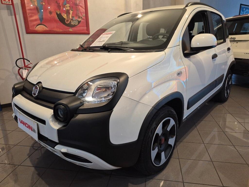 Fiat Panda 1.0 FireFly S&S Hybrid City Cross