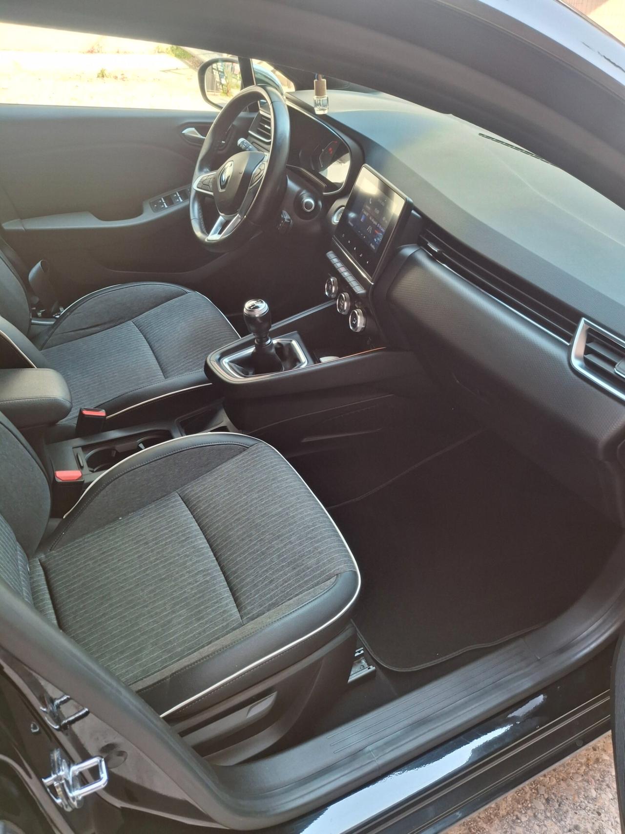 Renault Clio TCe 100 CV 5 porte Edition One