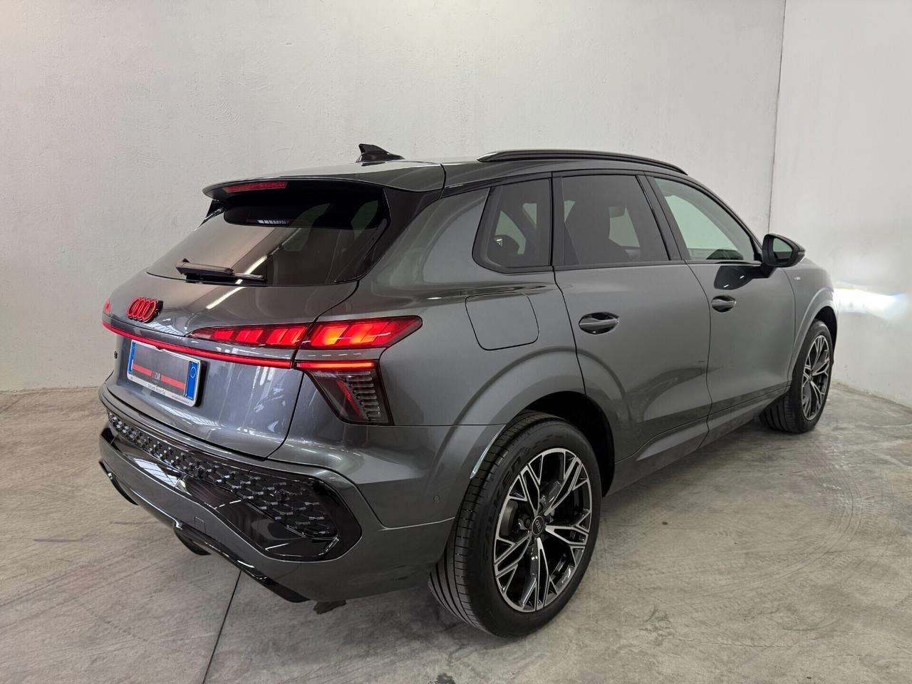 Audi Q3 Tdi S Line Edition 150cv S-Tronic UFFICIALE ITALIANA PRONTA CONSEGNA - PREZZO SENZA VINCOLI DI FINANZIAMENTO