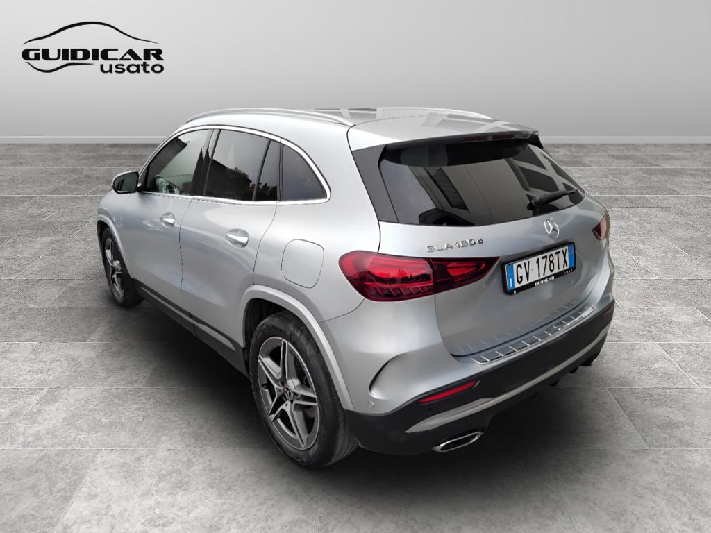 Mercedes-Benz GLA-H247 2023 - GLA 180 d AMG Line Advanced Plus auto
