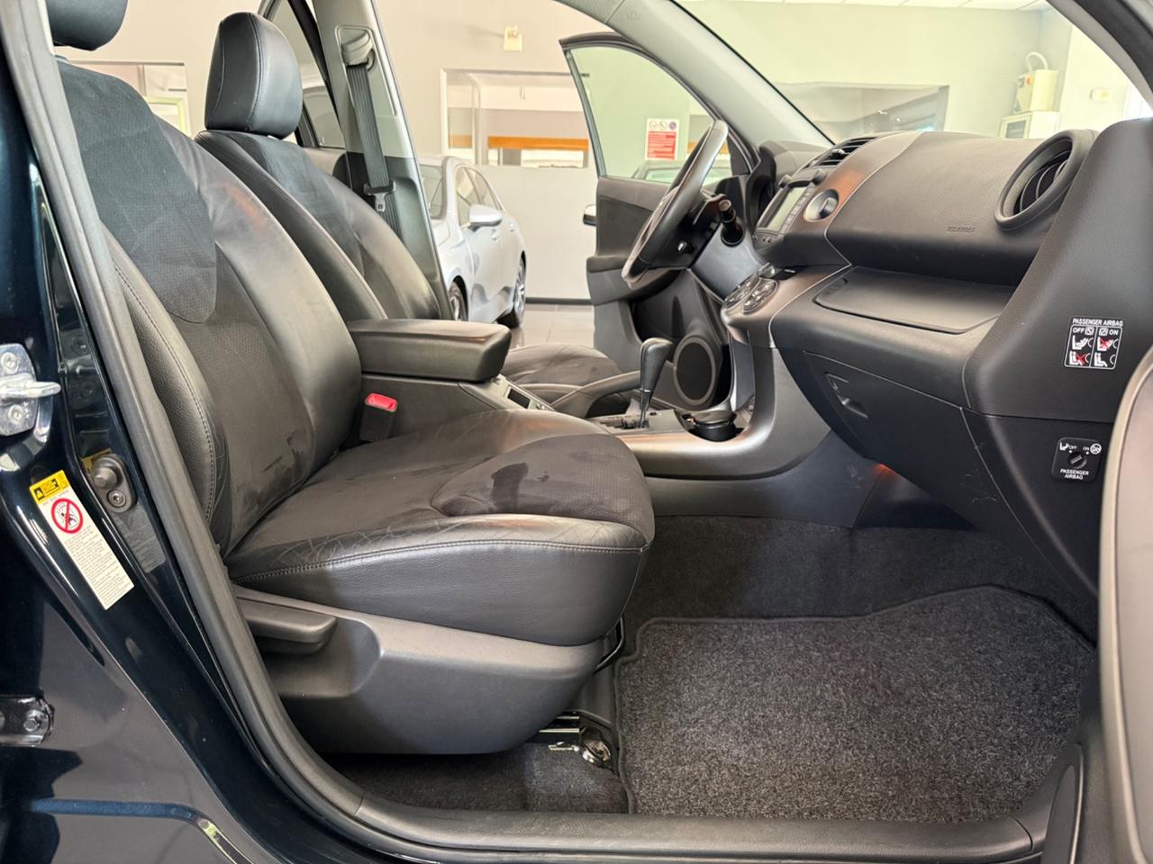 Toyota RAV 4 RAV4 Crossover 2.2 D-Cat A/T 150 CV Executive