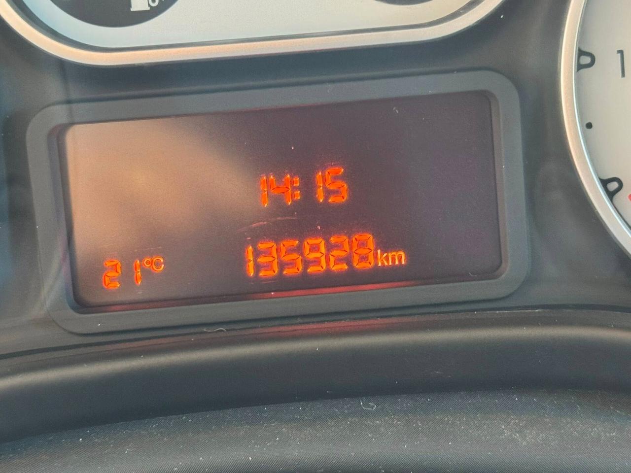 FIAT 500L BI-COLORE 1.6 MJ 105 CV. LOUNGE PERFETTA