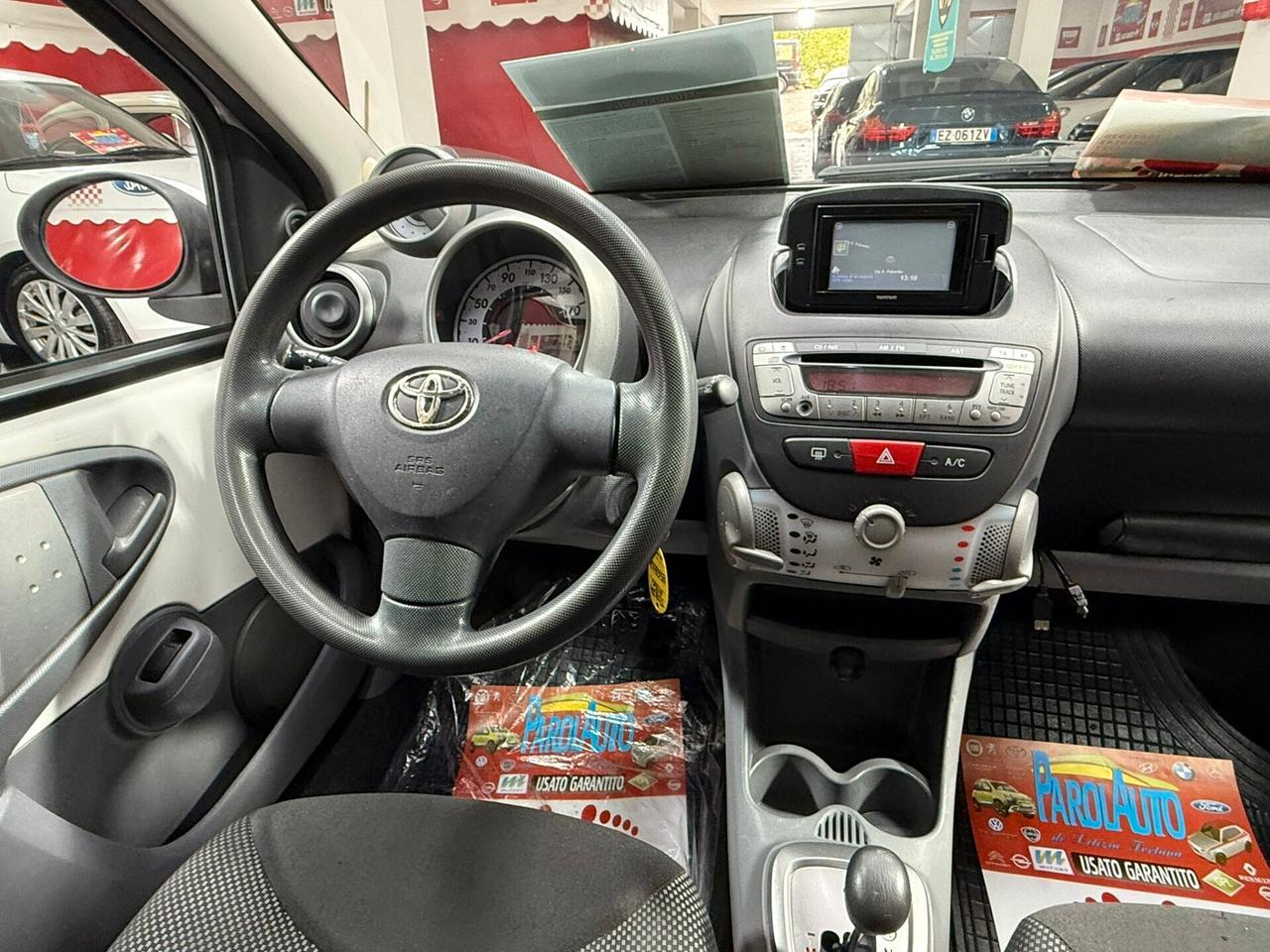 Toyota Aygo 1.0 68cv 5 porte Sol - 2011