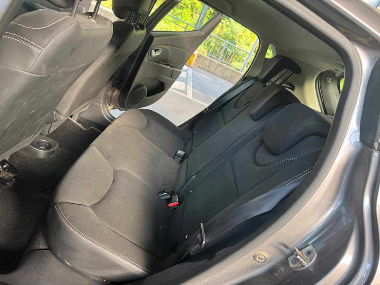 Renault Clio 1.5 dCi 8V 90CV Full optional 2015