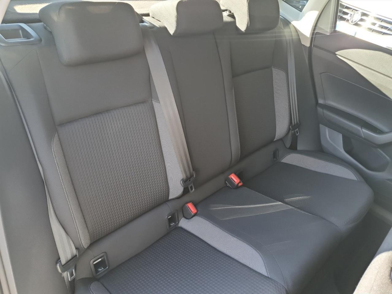 Volkswagen Polo 1.0 tsi life 95cv dsg